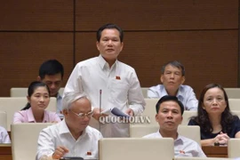 Đại biểu Quốc hội đề nghị Chính phủ nhiệm kỳ tới tập trung nguồn lực cải cách tiền lương