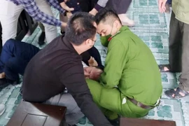 Cần làm gì để ngăn chặn những hành động tiêu cực chốn công đường?