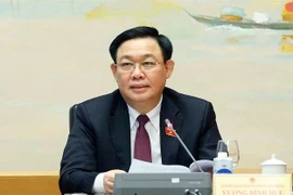 Chủ tịch Quốc hội: "Không có bảo hiểm giống như đi cầu thang mà không có tay vịn" 