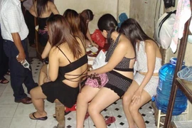 Bộ Công an đề xuất phạt tới 75 triệu đồng kẻ lợi dụng chức vụ bảo vệ việc mua, bán dâm 