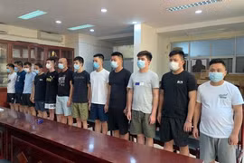 Tổ chức, môi giới, giúp sức cho người khác xuất, nhập cảnh trái phép có thể bị phạt tới 40 triệu đồng