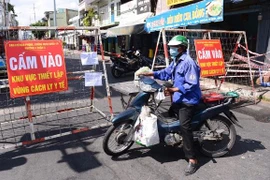 Người dân trong khu vực giãn cách xã hội phải tuân thủ quy định gì để tránh bị phạt?