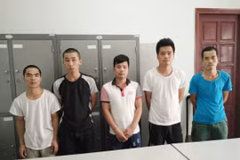 Bị bắt khi giao dịch tiền cá độ bóng đá