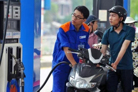 Doanh thu giảm gần 1/4, lãi Petrolimex vẫn tăng 60% so với cùng kỳ