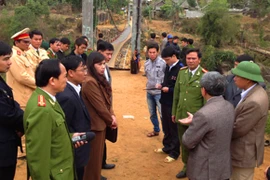 Đang đưa đám tang, cầu treo sập làm 7 người chết, 37 người bị thương