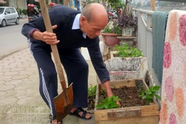 Chuyện không lạ ở phố Khương Đình mới