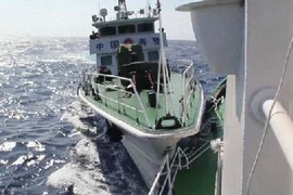  5 tàu Trung Quốc tấn công 1 tàu Kiểm ngư Việt Nam