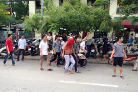 Ẩu đả tại quán bia, nhiều người bị thương