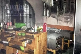 Cháy cơ sở thẩm mỹ, 6 nạn nhân đu thang dây thoát nạn