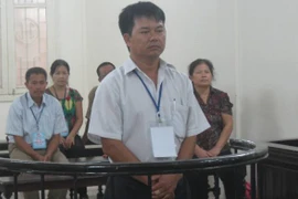 Lừa bán đất làm lối đi, ra tòa lại đổ vấy cho bị hại ép buộc