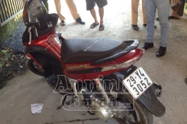 Gần 5 năm bị mất, vui mừng nhận lại xe máy vẫn còn mới