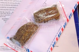 Gặp “141”, nhảy vọt qua triền đê vì mang “cỏ” trong túi quần