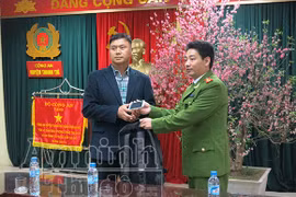 Du khách Hàn Quốc bị lái xe "taxi dù" đánh hội đồng, cướp tài sản