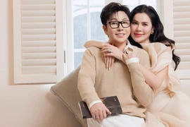 NSƯT Vũ Luân - Phương Lê hạnh phúc trong bộ ảnh Valentine