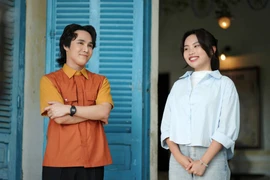 "Nhà gia tiên" lập loạt kỷ lục doanh thu sau tuần đầu khởi chiếu