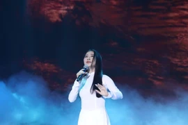 “Ngọc nữ bolero” Tố My lần đầu hát nhạc phim điện ảnh được khen hết lời