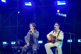 Vũ và dàn khách mời “cháy” hết mình ở concert “Bảo tàng của nuối tiếc” 