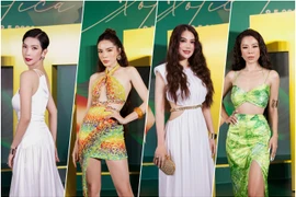 Dàn sao nữ đọ dáng khoe nhan sắc trên thảm đỏ show XITA 