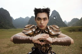 Mono "tạo sóng” với hình tượng ma mị trong MV mới 