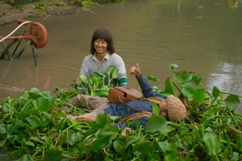 NSƯT Hoài Linh - Tuấn Trần ngâm mình đến 4 giờ sáng đóng cảnh hành động