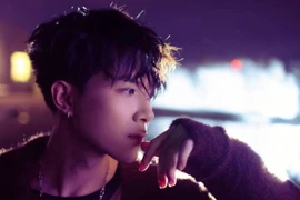 Anh Tú Atus hé lộ dự án “Nỗi đau đính kèm” trở lại đường đua âm nhạc 