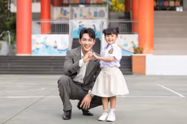 Song Luân viết tiếp ngoại truyện "Nhà bà Nữ" bằng MV mới? 