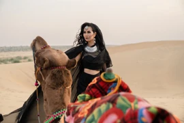 Võ Hạ Trâm đem âm nhạc Ấn Độ vào ca khúc "Chiếc lá vô tình" của Bảo Chấn