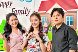 Duyên Quỳnh nhận lời làm cô giáo “không vì mối quan hệ thân thiết với Nguyễn Văn Chung"