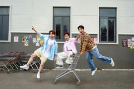 10 điểm cho màn rap của Quân A.P trong MV "nóng bỏng tay" vừa ra mắt 