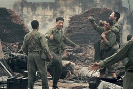 “Mưa đỏ” cán mốc doanh thu 100 tỷ chỉ sau 3 ngày công chiếu 