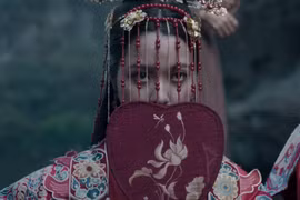 Lâm Thanh Mỹ trở lại với dòng phim cổ trang, lần đầu “làm dâu” trên màn ảnh rộng 