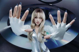 Minh Hằng khoe thần thái và vũ đạo trong MV mới