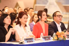 Trương Ngọc Ánh đảm nhận vai trò mới, cầm trịch 2 cuộc thi hoa hậu trong năm 2022