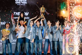 Chung kết “FPTU Showcase 2025”: Bữa tiệc vũ đạo bùng cháy, nơi GenZ “cất cánh” cùng đam mê