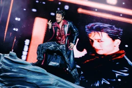 S.T Sơn Thạch mạo hiểm với cú nhào lộn trên sân khấu "Anh trai vượt ngàn chông gai"