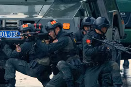 Trailer "Chiến sĩ quả cảm" gây ấn tượng vì "tuyệt đối điện ảnh"