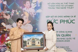 Đức Phúc lần đầu lên tiếng về ồn ào bị trang tin quốc tế quy chụp giới tính