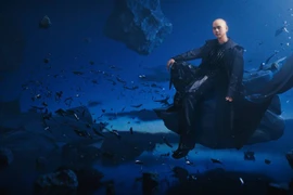 Sau "Anh trai vượt ngàn chông gai", Phan Đinh Tùng trở lại với âm nhạc mạnh mẽ