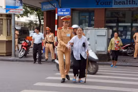 Xây dựng hình ảnh người Công an trách nhiệm, thân thiện, nhân văn trong lòng nhân dân