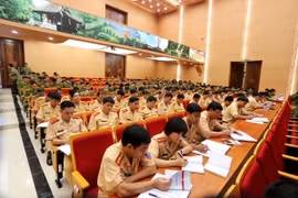 Khai giảng lớp bồi dưỡng công tác Đảng cho Bí thư chi bộ năm 2015