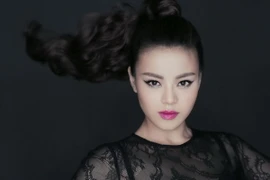 Nguyễn Hải Yến “lột xác” dưới tay NTK Chung Thanh Phong