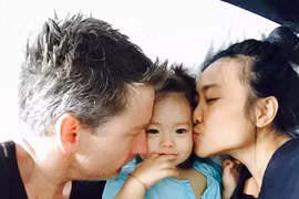 Đoan Trang “khoe” con trong sân khấu “Thay lời muốn nói” 