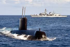 [ẢNH] Mỹ bán hệ thống thủy âm cho tàu ngầm Đài Loan 