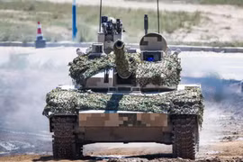 [ẢNH] Xe tăng Type-15 Trung Quốc: Đẹp mã nhưng thực lực còn phải chờ lâm trận