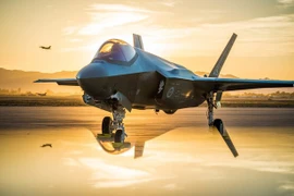 [ẢNH] "Chiến thần" F-35 Mỹ rợp trời Trung Đông nhưng không phải từ Israel
