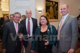 Việt Nam mời Tổng thống Mỹ Trump sang thăm nhân dịp APEC 2017