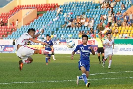 Đàn em của Công Phượng, Tuấn Anh bị chia điểm ngày khai màn giải U21