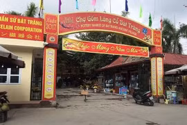 Chợ gốm Bát Tràng mở cửa kinh doanh trở lại
