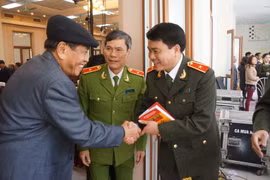 CATP Hà Nội gặp mặt, chúc tết cán bộ hưu trí qua các thời kỳ