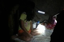 Audio 16-10-2016: Bắt quả tang ông lão dâm ô bé gái hàng xóm 5 tuổi